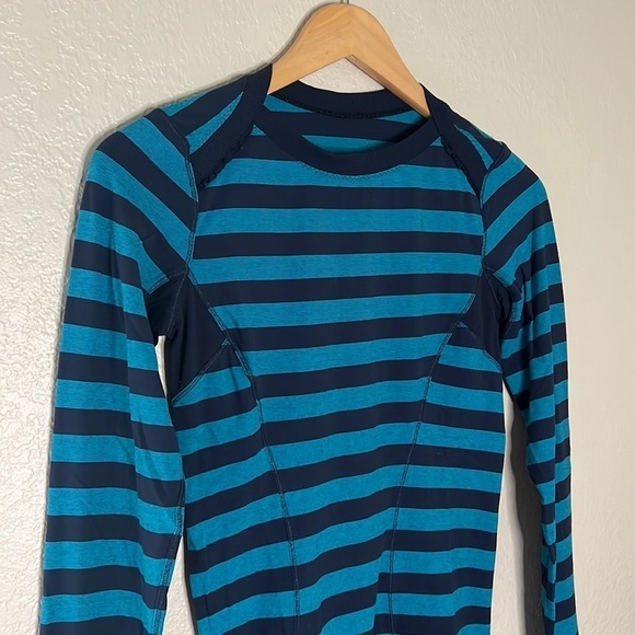 Lululemon Base Runner Top - Picture 3 of 6